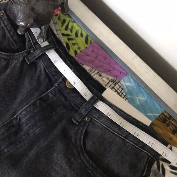 BDG Cheeky High Rise Distressed Shorts sz 27 NWT - Picture 6 of 13